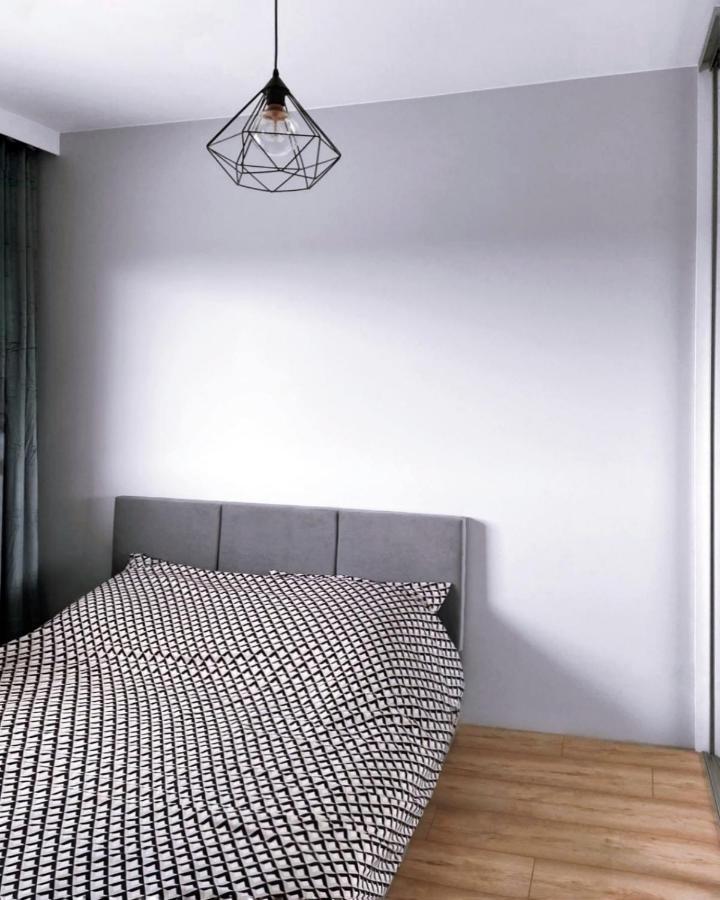 Elegant 1-Bedroom Flat With Balcony Near Wrocław Extérieur photo